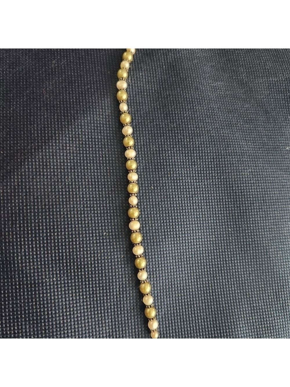Single Strand Genuine White & Gray Pearl Toggle Bracelet - Picture 3 of 4
